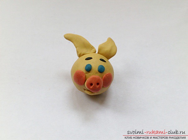 Piglet made of plasticine. Picture №3