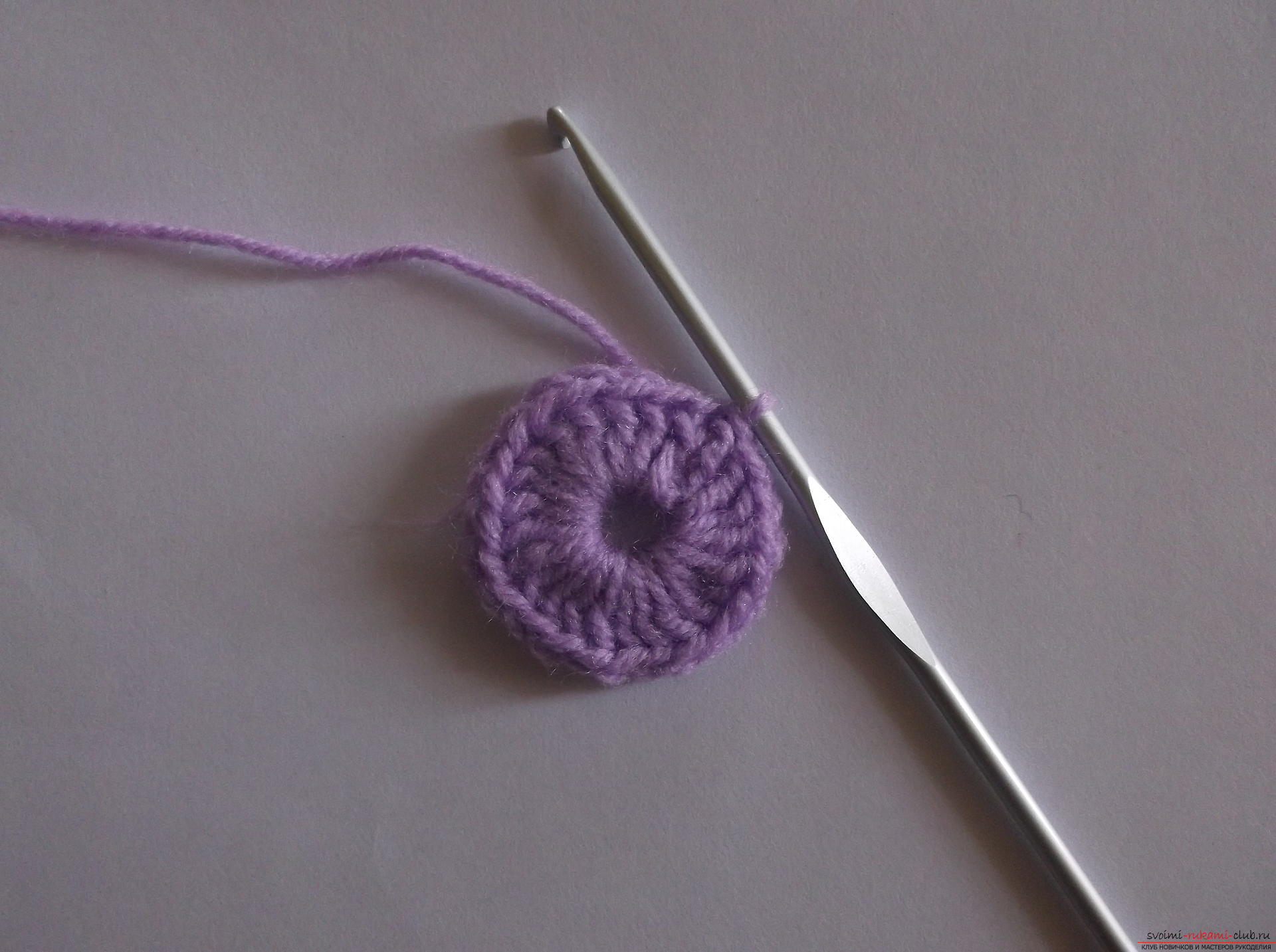 Photo at the lesson on knitting crocheted openwork small napkins. Photo №1