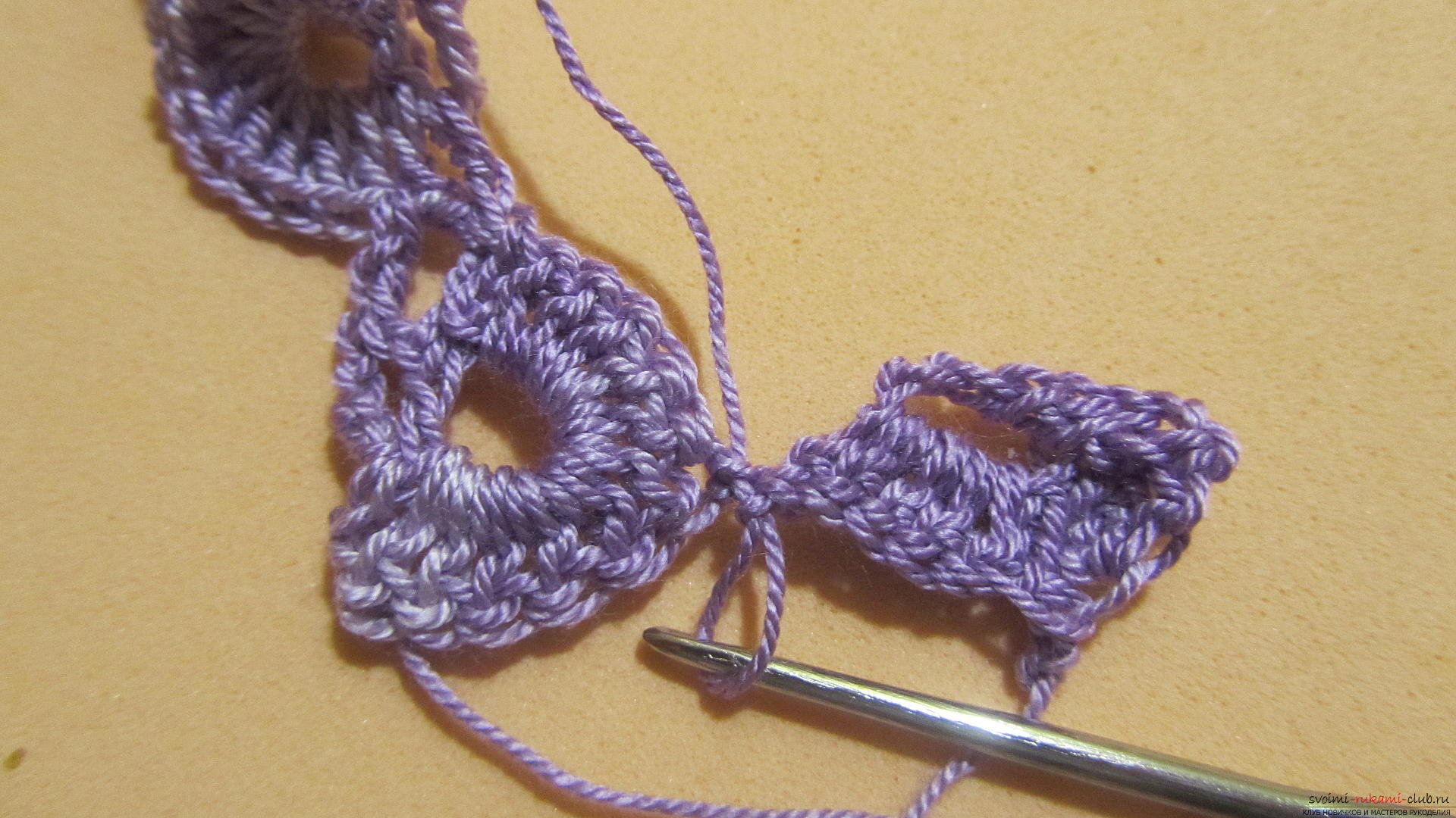 The master class will tell you in detail about crochet work on an openwork scarf. Photo №26