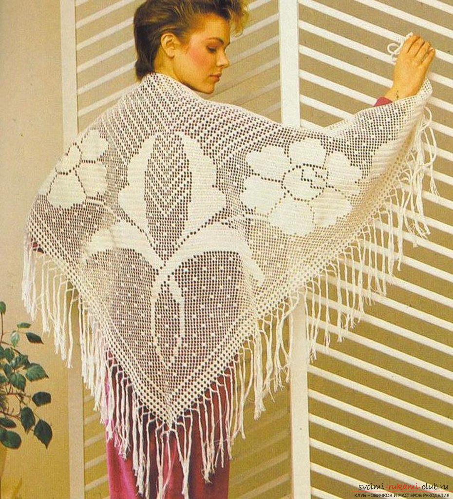 Beautiful models of Japanese shawls crocheted. Photo Number 9