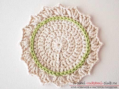 A beautiful simple napkin crocheted. Photo №4