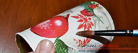 New Year's motive for tin cans is a master class of decoupage by oneself. Photo №4