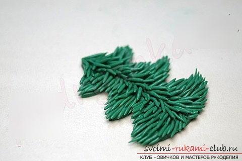 How to make a brooch in the form of a Christmas tree made of polymer clay - a lesson and a master class. Photo №4