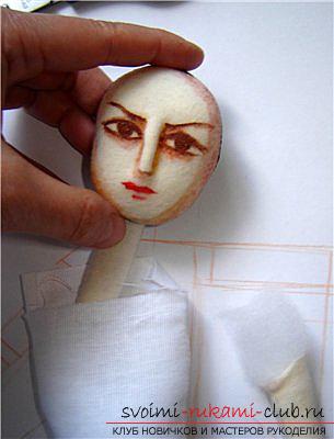 How to sew an interior doll from a fabric 