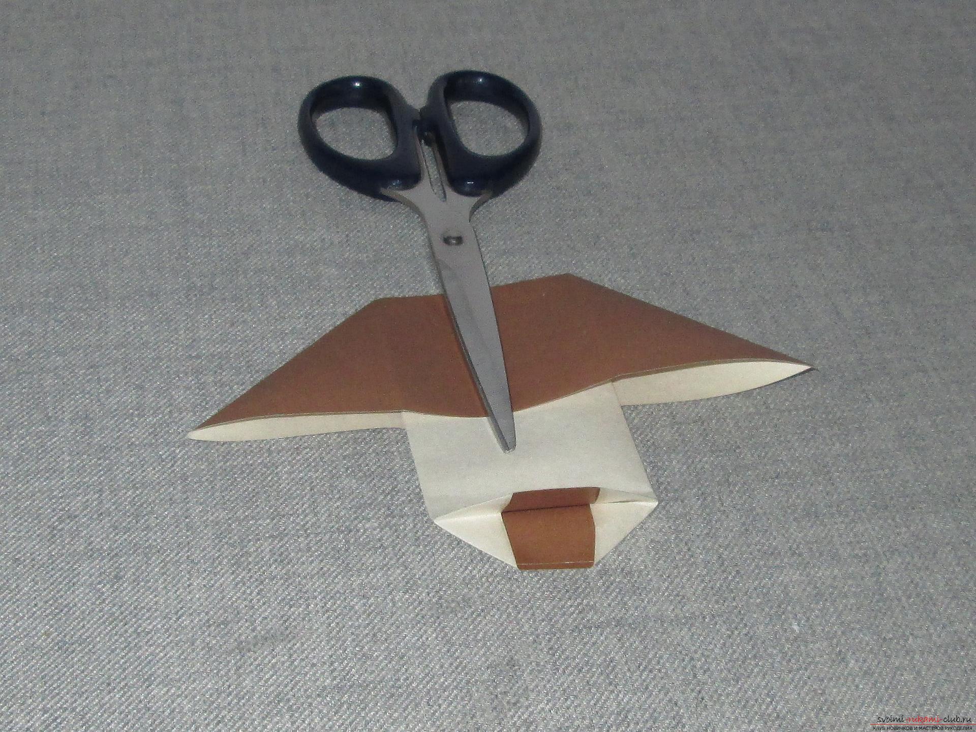 This detailed workshop of origami for children of 8 years will teach how to make an origami-mushroom from paper .. Photo # 10