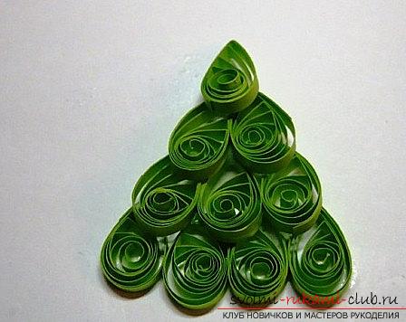 How to make a New Year card with quilling technique? A lesson for children. Photo №5