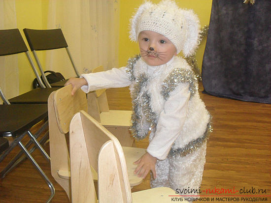 New Year costumes with their own hands, carnival costume for a boy, how to sew a hare suit for a boy with their own hands, tips, recommendations and step-by-step instructions .. Photo # 1