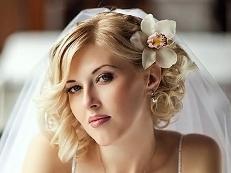 Wedding hairstyles for long hair. Photo Number 9