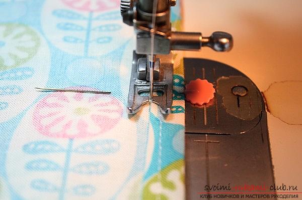 A simple variant of sewing a dress-pillow case for a girl. Photo №8
