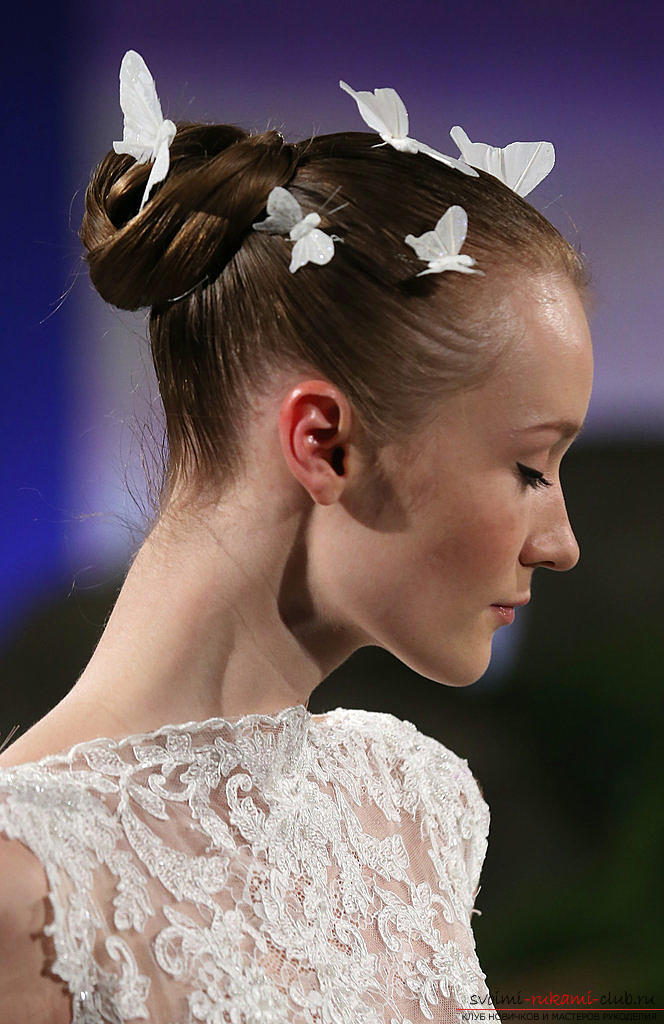 Learning to choose and create a wedding hairstyle for 2016. Photo №5