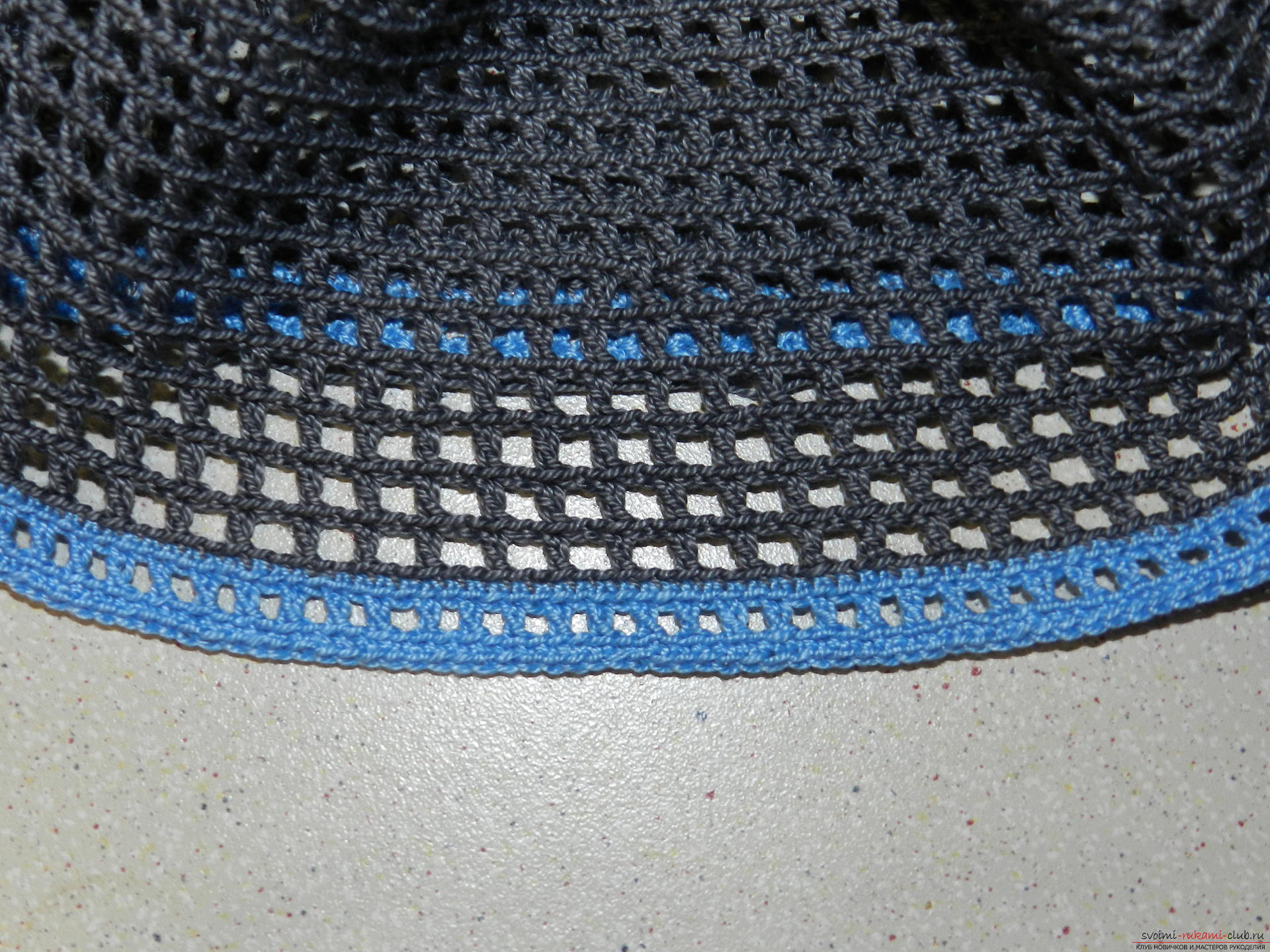 Този майсторски клас ще ви научи как да плетете детски дрехи - капачка със сито мрежа. Снимка №5
