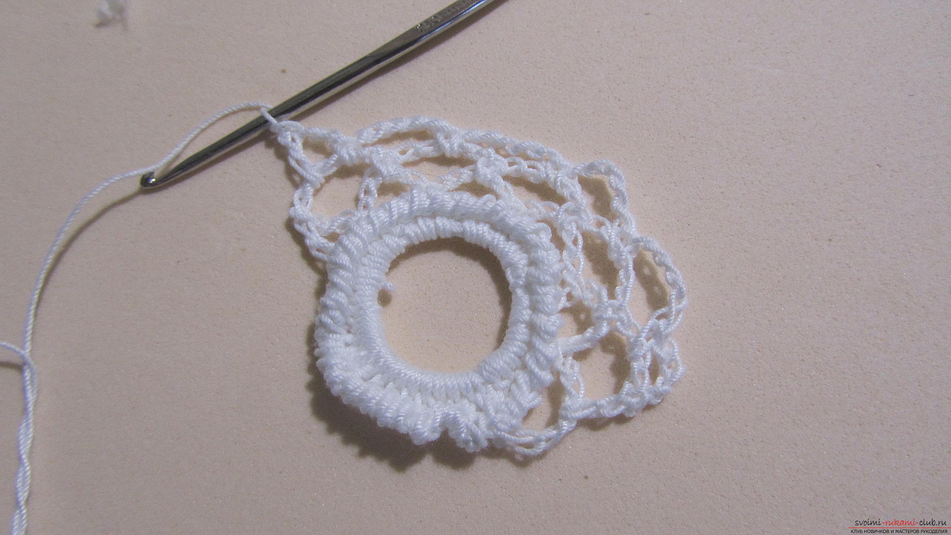 This master class will teach knitting Irish lace and tell about its application. Photo number 15