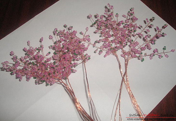 Flowering sakura from beads. Photo №8