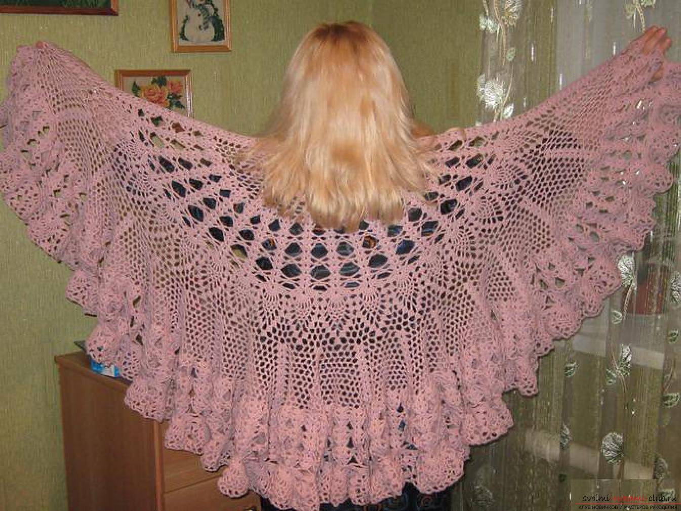 crocheted exquisite women's shawl. Photo №5