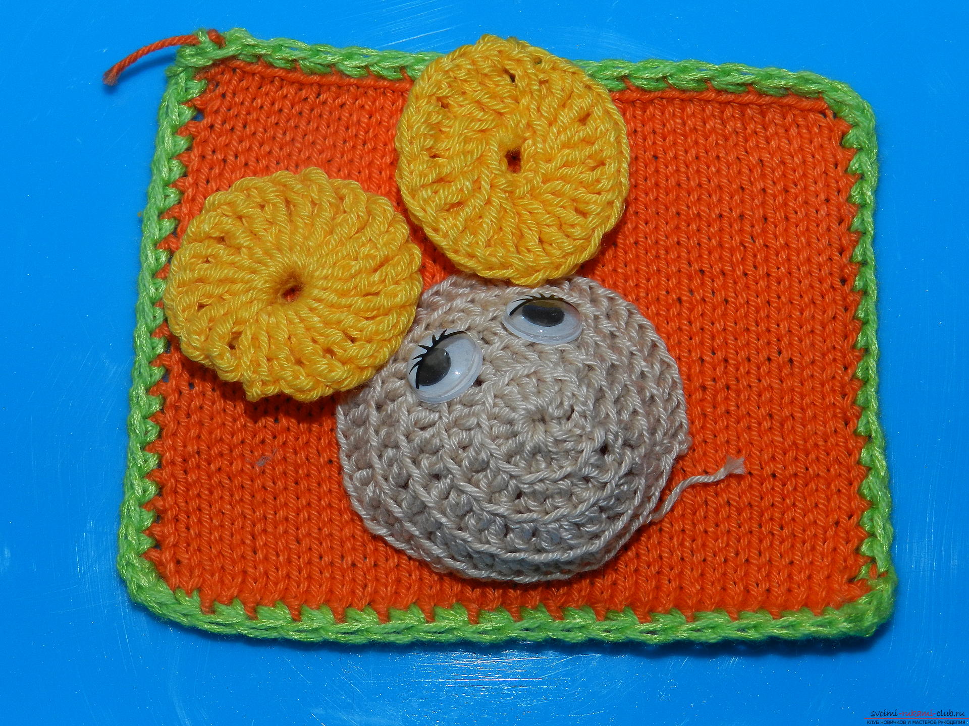 The master class will teach how to create a developing knitting cube for fine motor skills. Photo Number 9