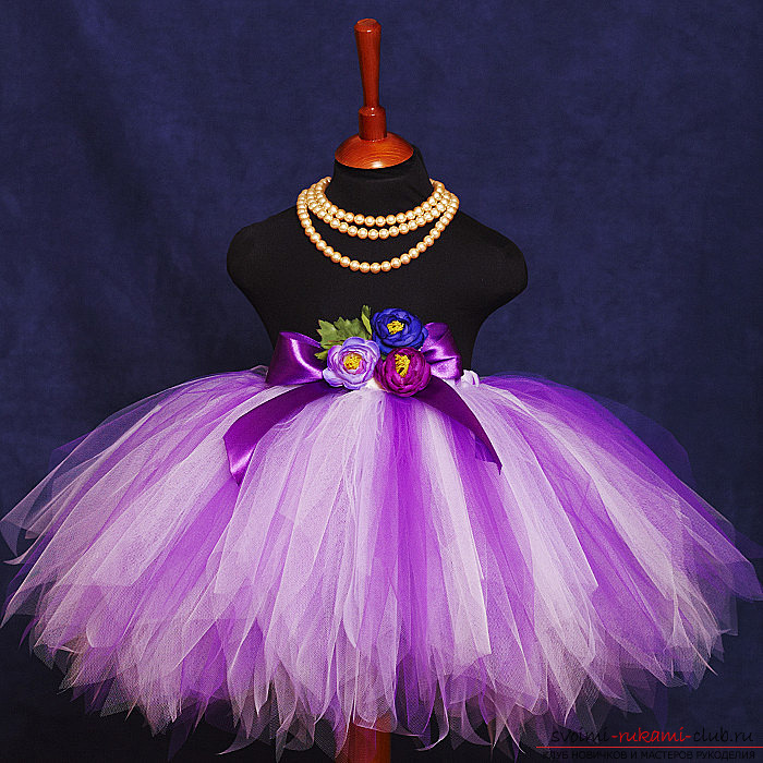 We make a tulle dress for a girl for a holiday: Magic and colored. Photo №1