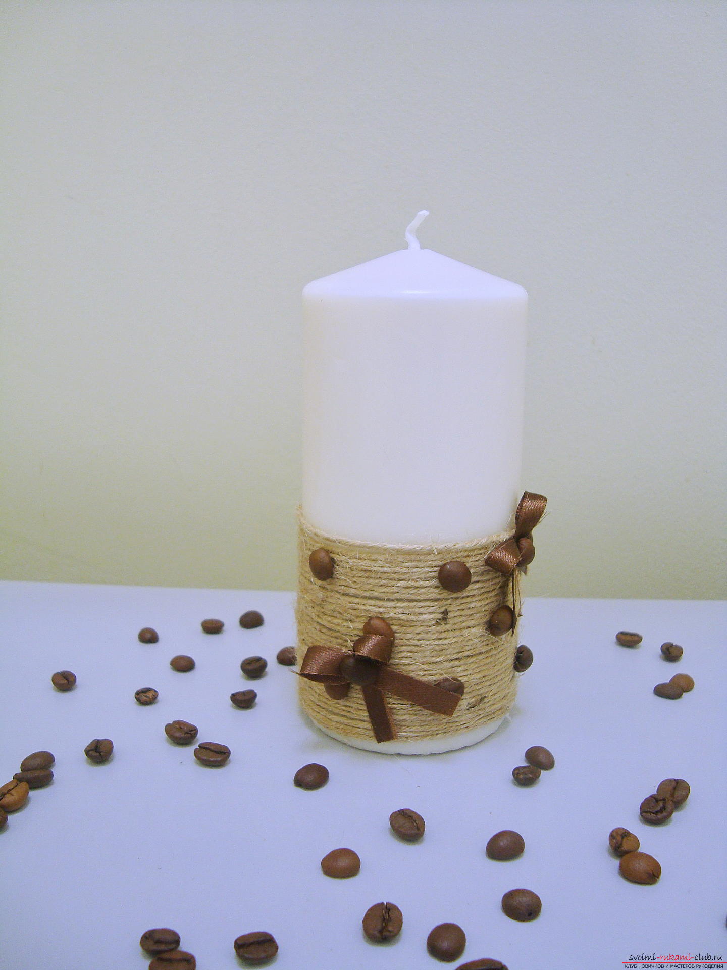 Снимки на стъпка по стъпка ръководство за направата на декоративна свещ, направена от кафе на зърна. Снимка №13