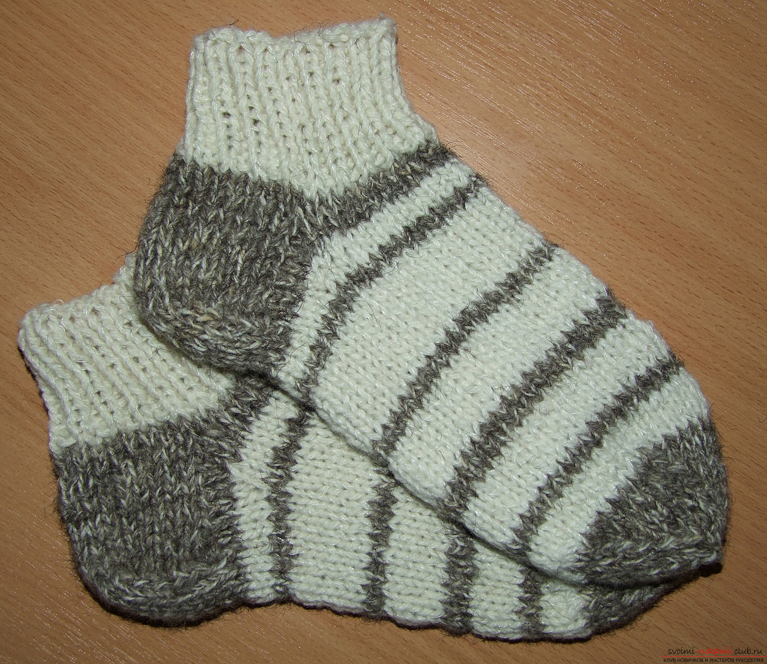 toe-asterisk of a knitted sock. Photo №1