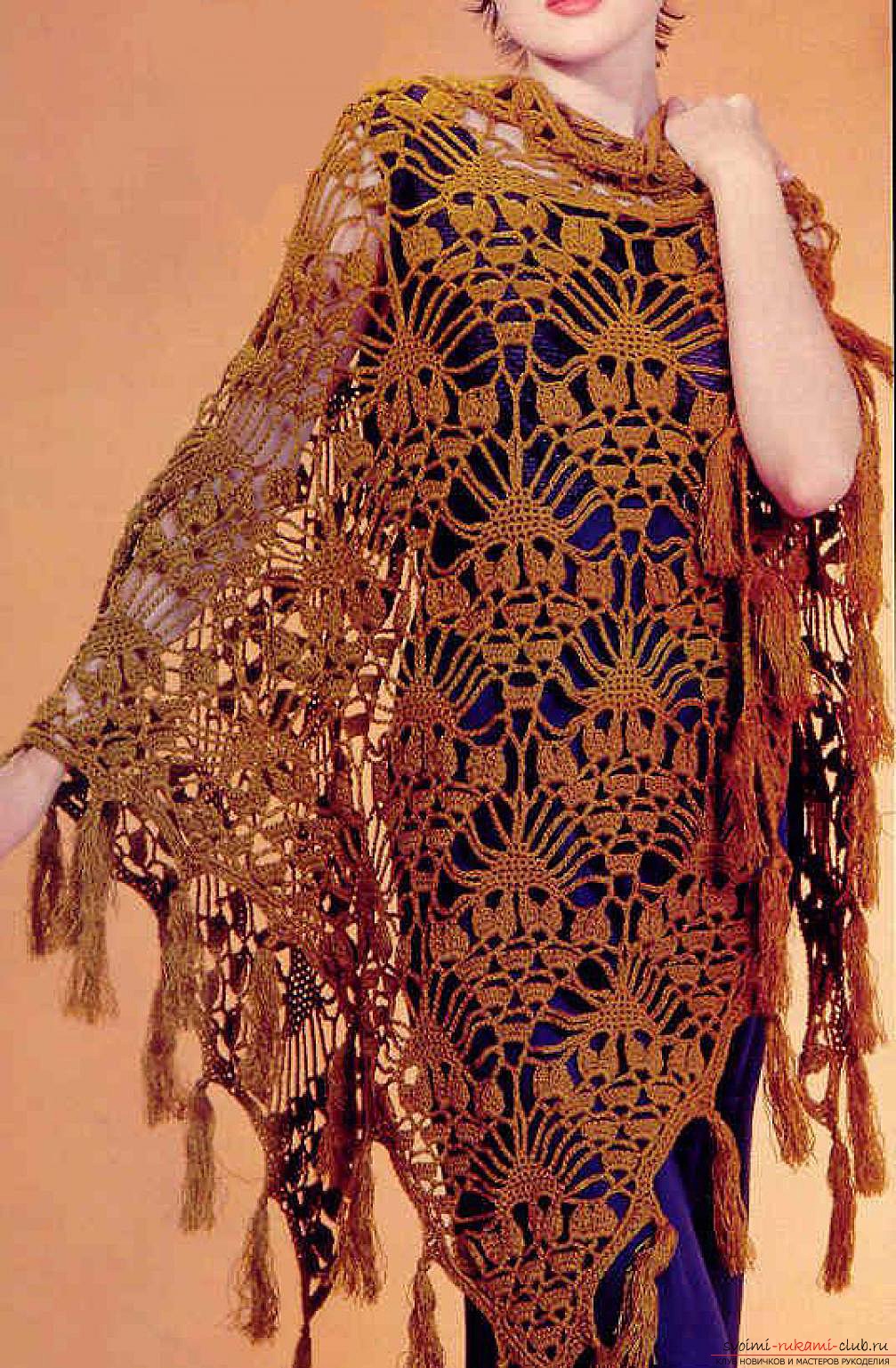 crocheted beautiful woman shawl. Photo №6