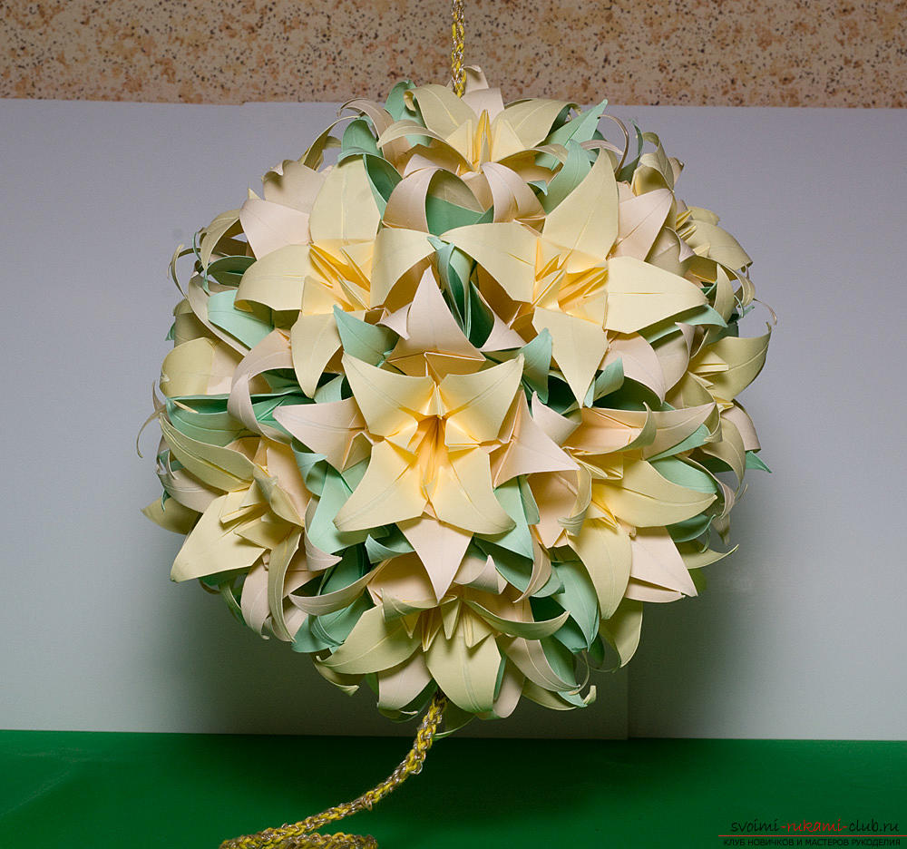 The assembly scheme of the lily origami flower. Photo №8
