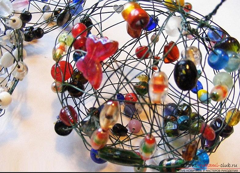 Decoration from beads for the Christmas holiday - a toy for the Christmas tree and a master class. Photo №1