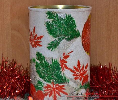 New Year's motive for tin cans is a master class of decoupage by oneself. Photo №6