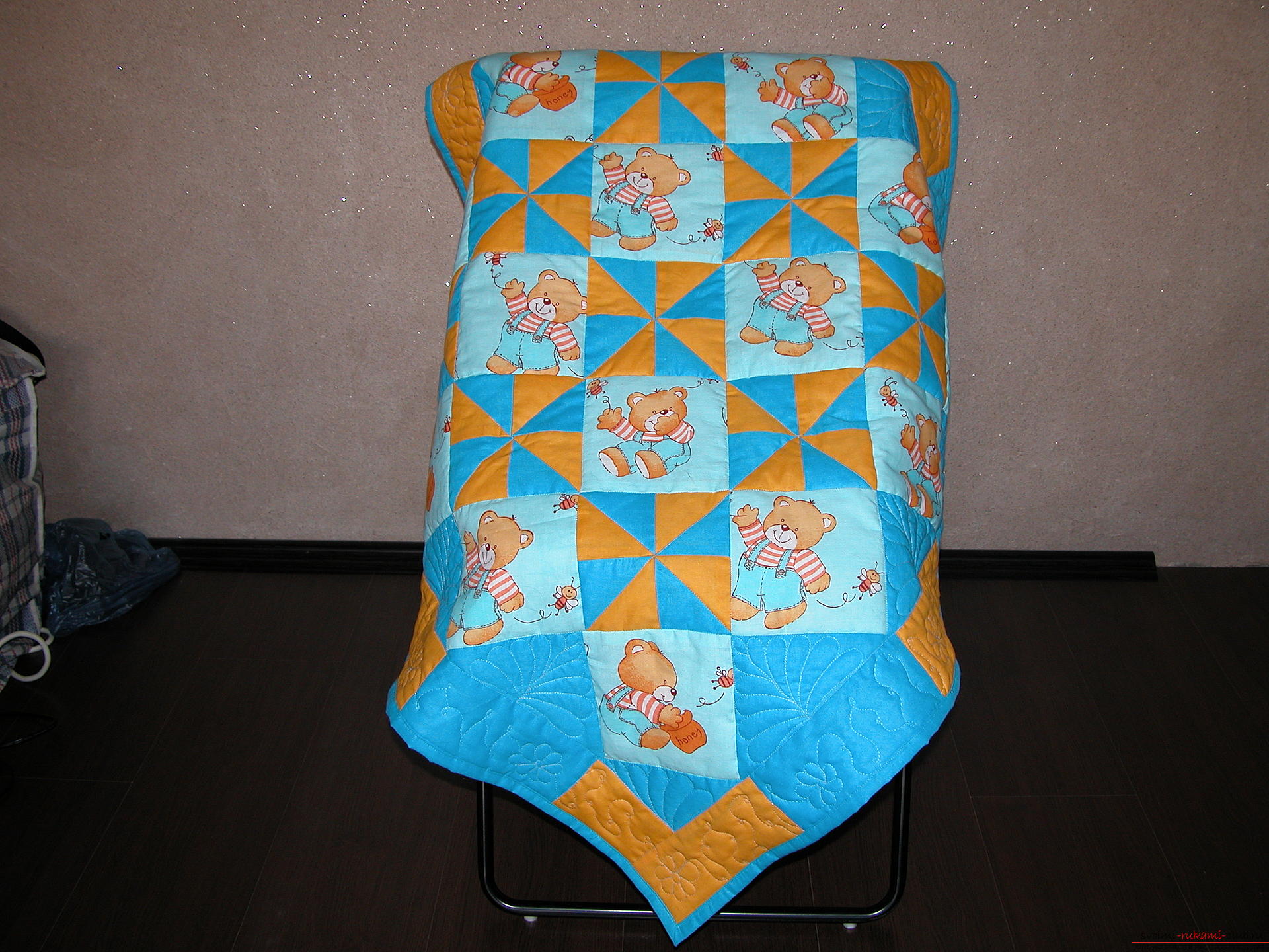 A detailed master class on sewing a children's quilt. Photo №1