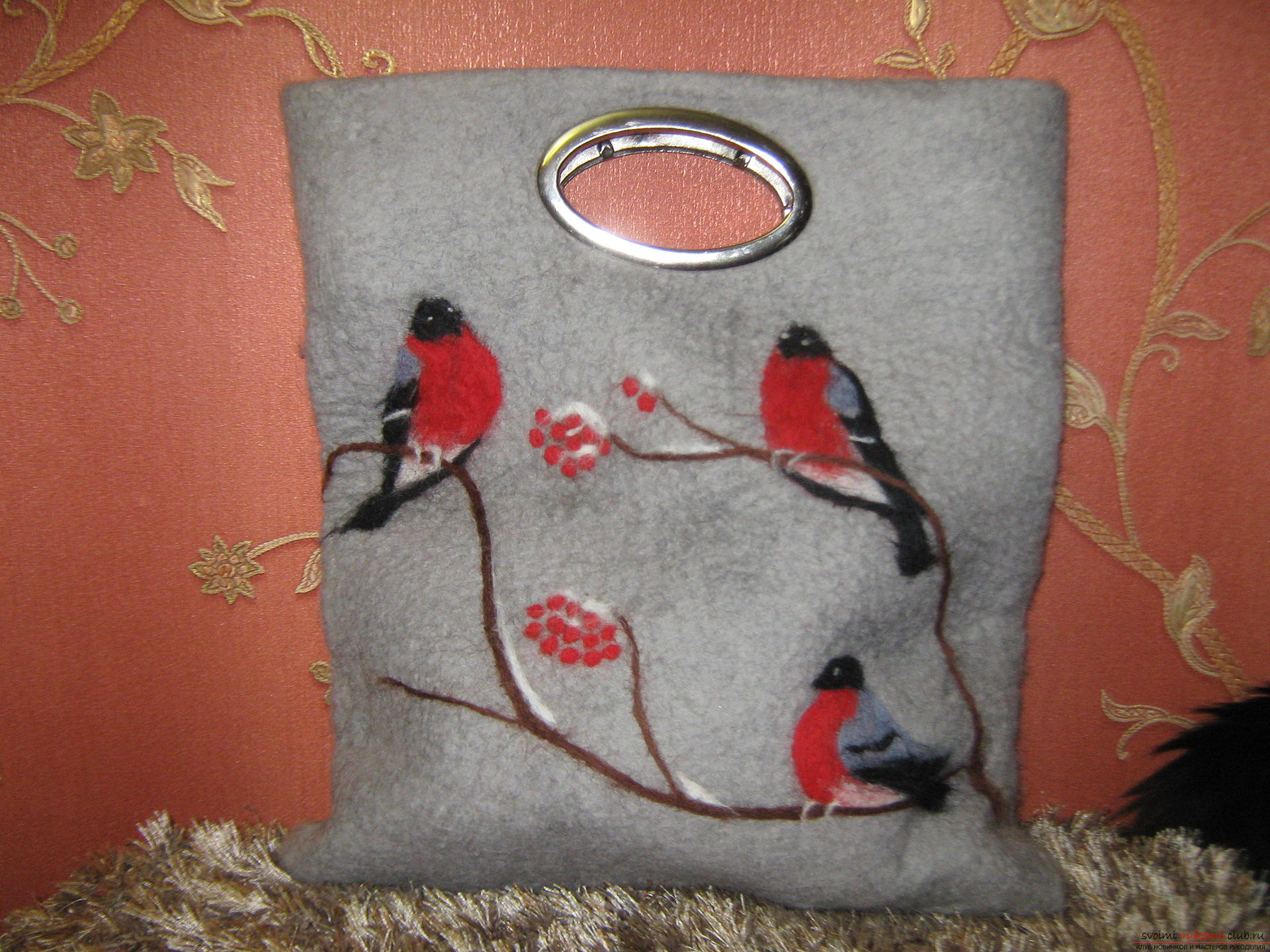 Felting out of wool: a bag of your own. Photo # 2