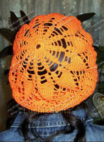 Bright cap, crocheted