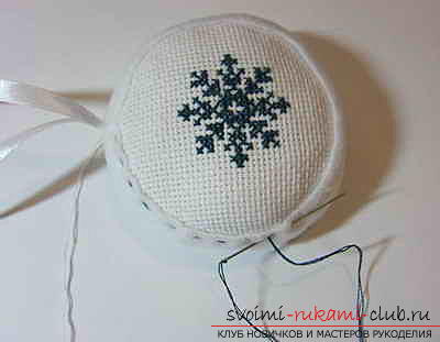 Cross-stitch patterns for decorative pillows are free. Photo №6