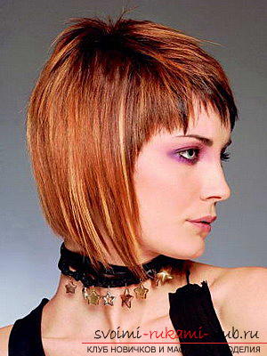 Make an elegant styling on the medium hair with your own hands. Photo Number 14