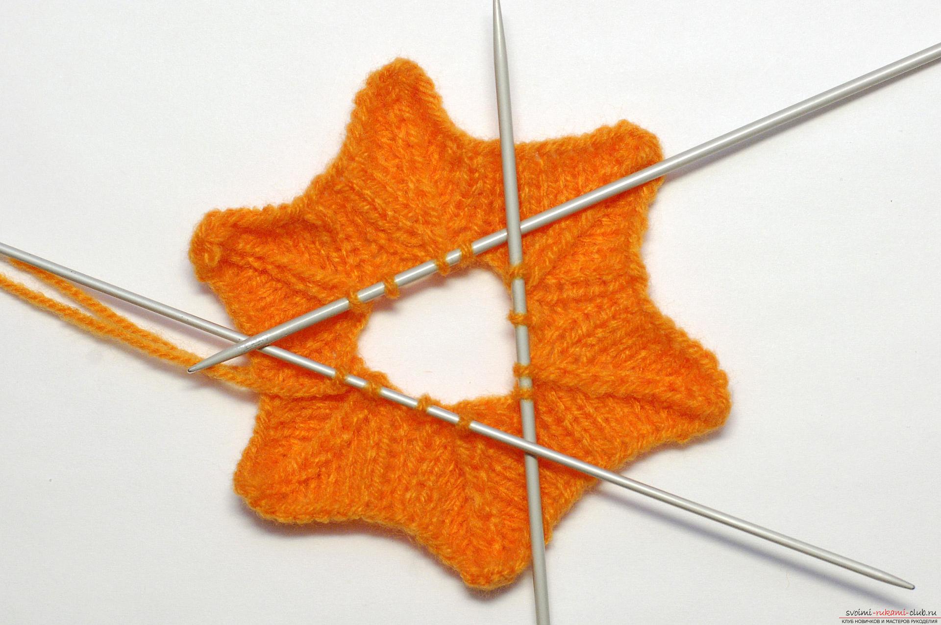A master class of New Year's ornaments will teach you how to knit a knitted star on a Christmas tree with knitting needles. Photo №13