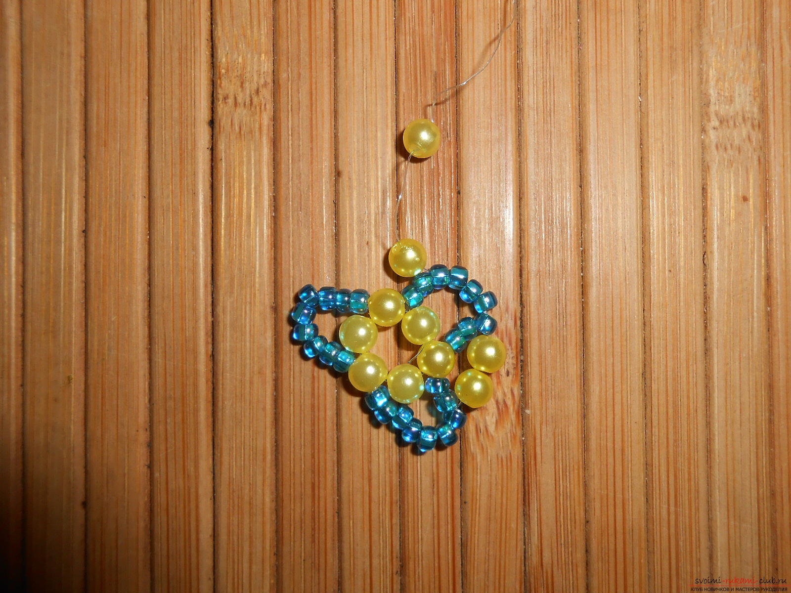 This master class of weaving from beads will tell you how to weave the earrings yourself. Photo # 8