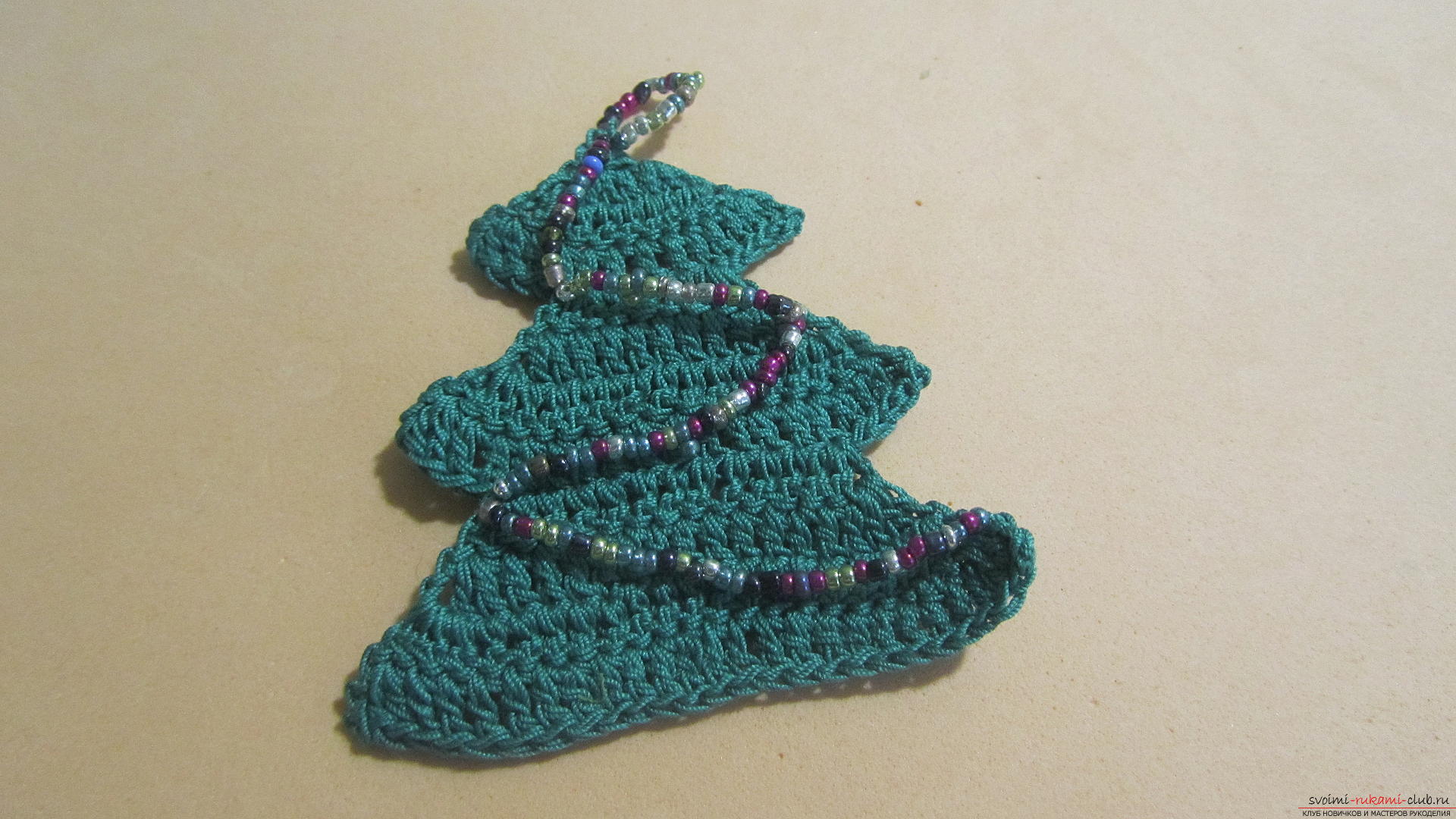 This master class New Year crafts with their own hands with a photo and description will teach how to tie a Christmas tree crochet. Photo # 23