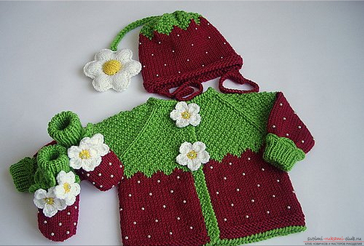 Knitted on knitting needles. Beautiful strawberry kit for girls. Photo №1
