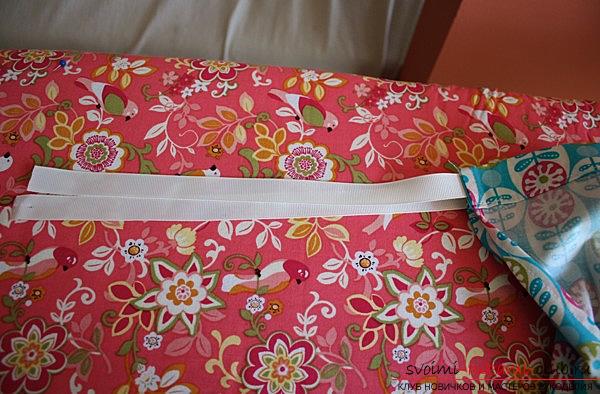A simple variant of sewing a dress-pillow case for a girl. Photo Number 22