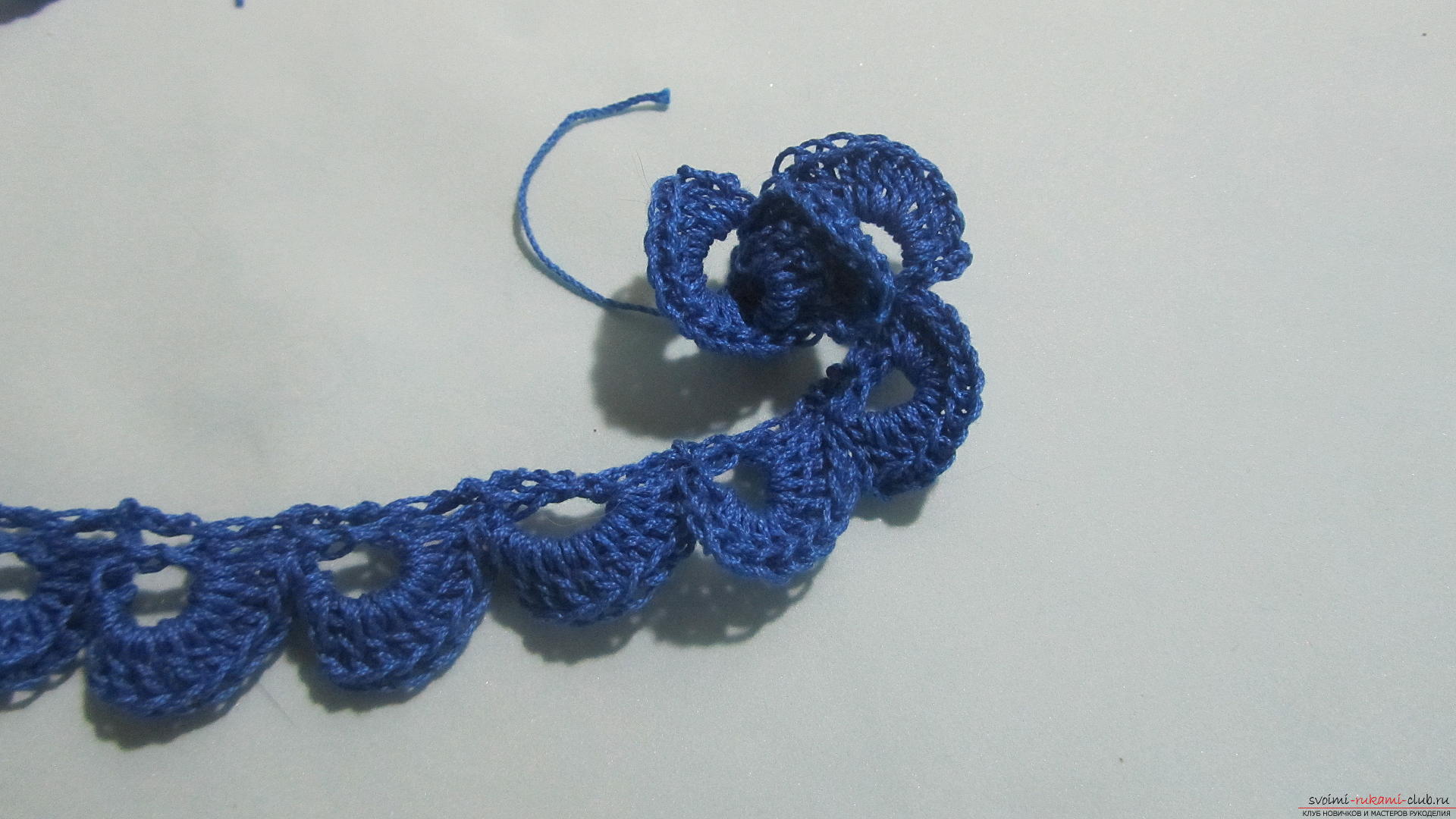 This detailed master class with a diagram and a description will teach you how to create a crocheted brooch. Photo Number 14