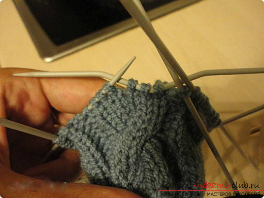 Master class on knitting mittens with knitting needles for women with photo and description .. Photo # 21