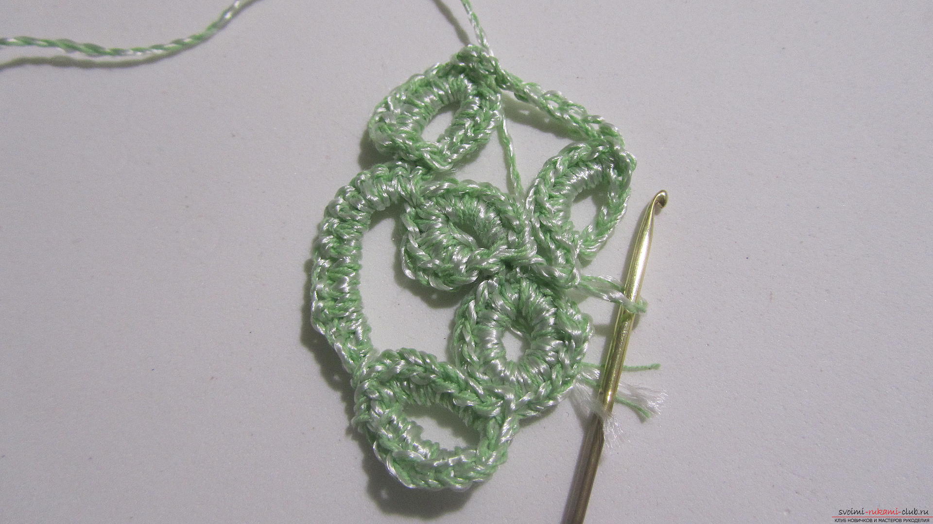This master class will tell you how to create a crocheted knitted braid in the technique of ribbon lace. Photo number 20