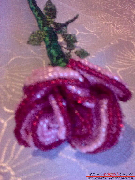 A large rose of beads. Photo №1