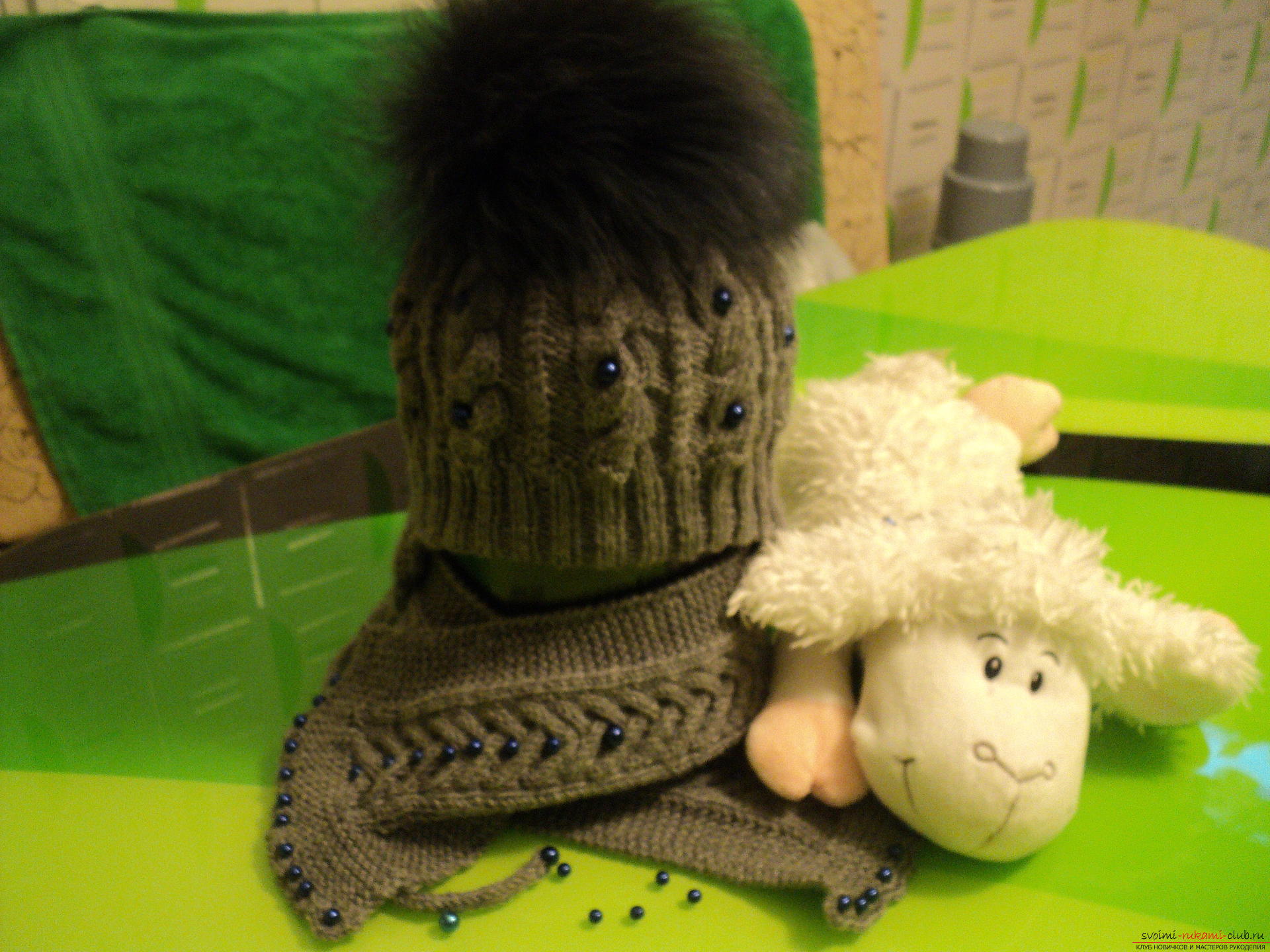 A hat and scarf for your beloved niece. Photo # 2
