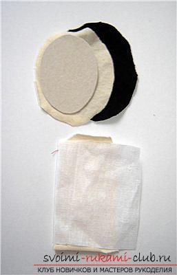 Hoe een binnenpop van een stof te naaien 