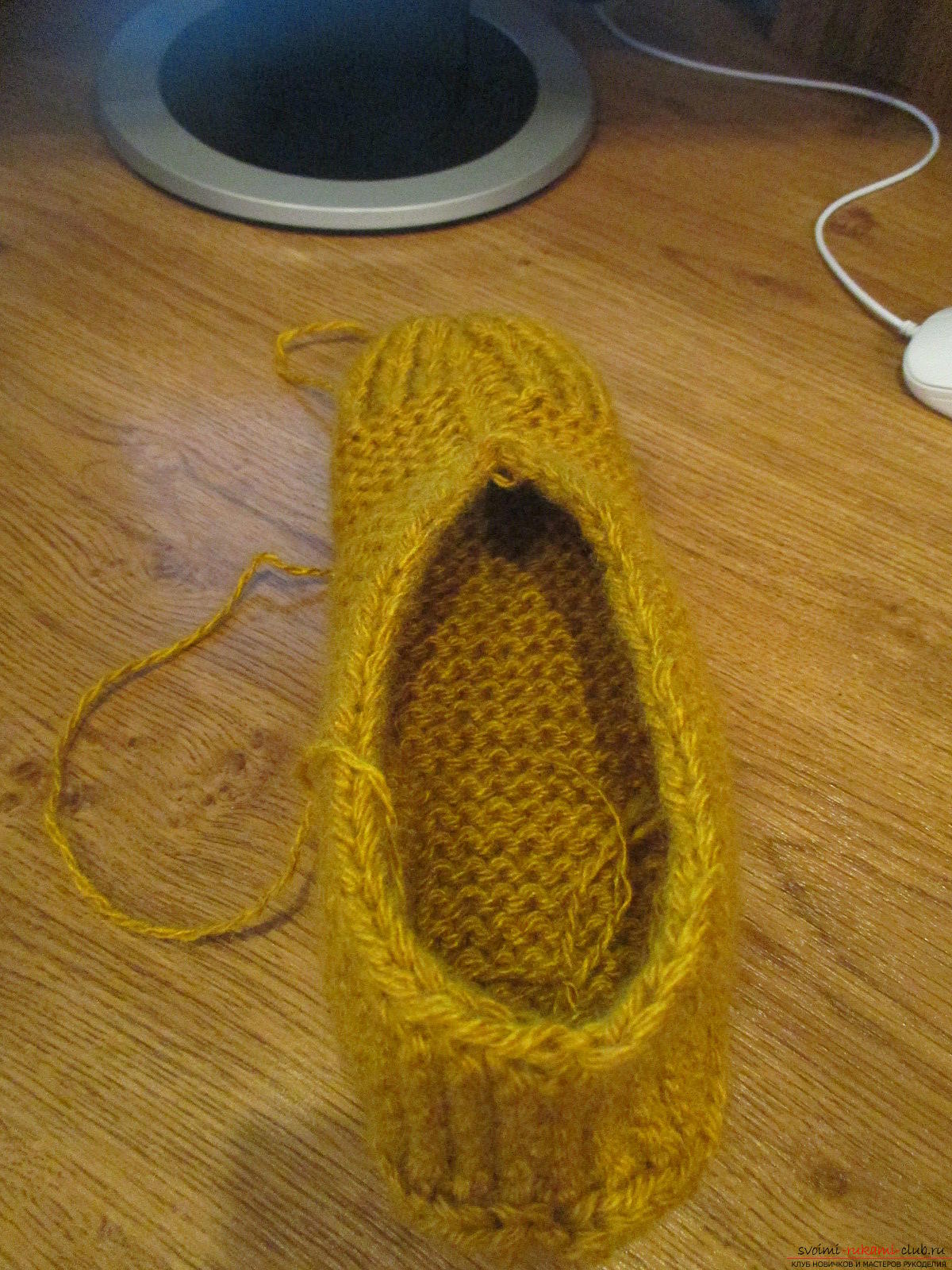 This master class in knitting slippers will teach you how to knit warm and cozy slippers with knitting needles .. Photo # 14