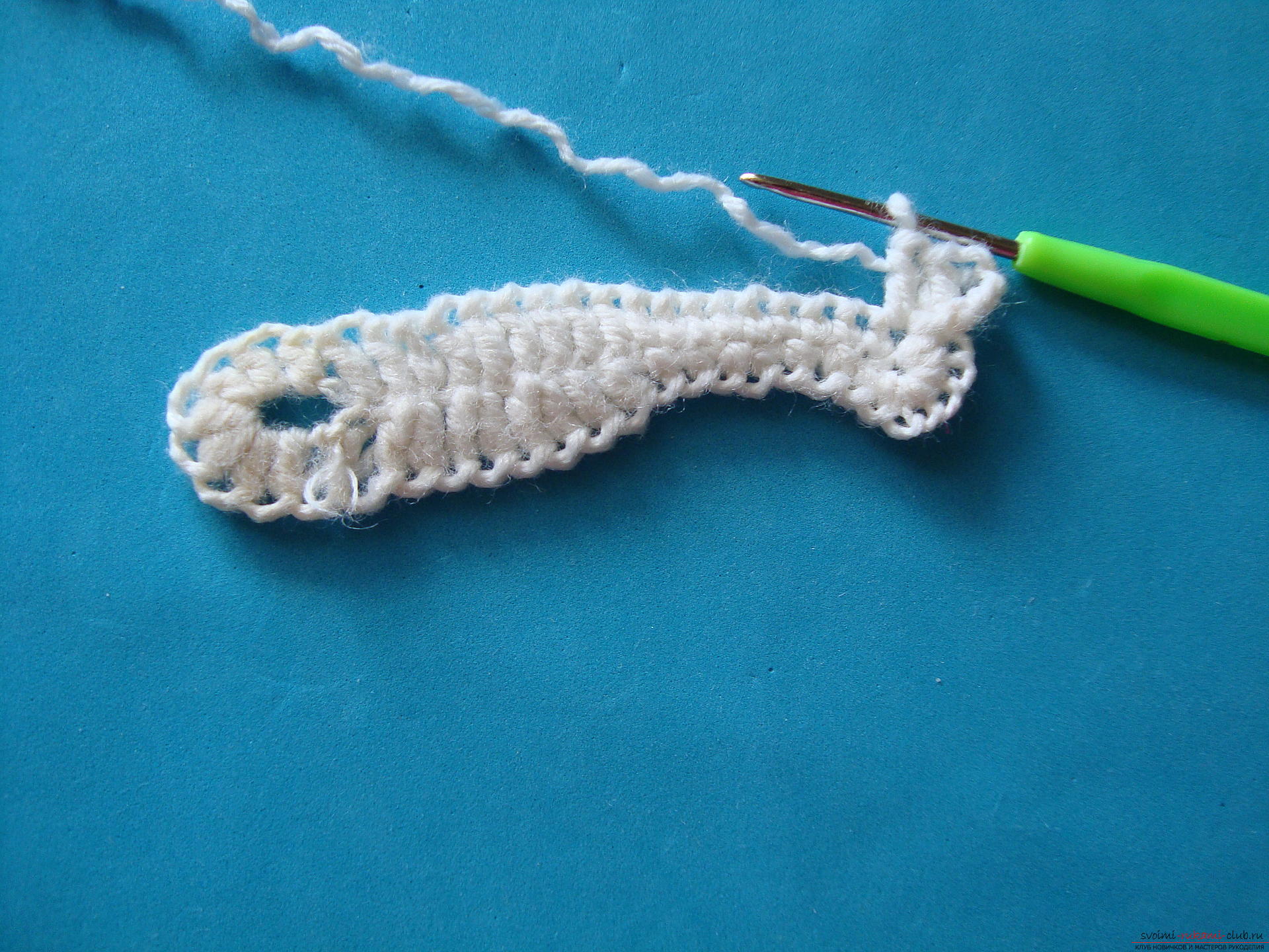 Step-by-step instruction on crocheting sneakers for a boy. Photo №7