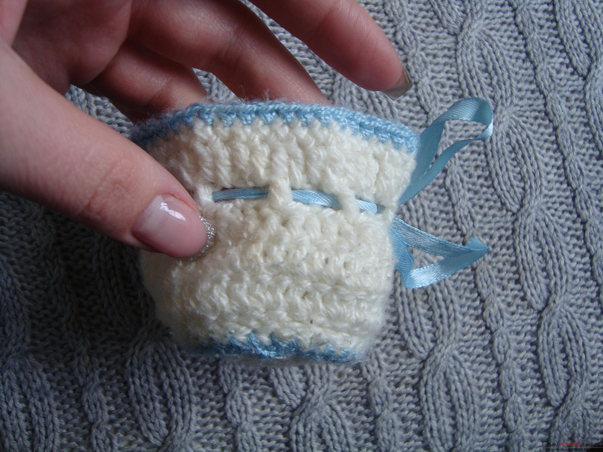 Photo to the guide on crocheting crochet 
