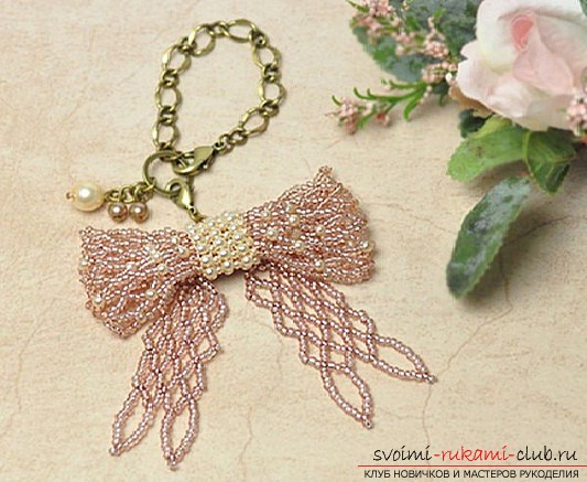 We make a bow of beads step by step. Photo №1