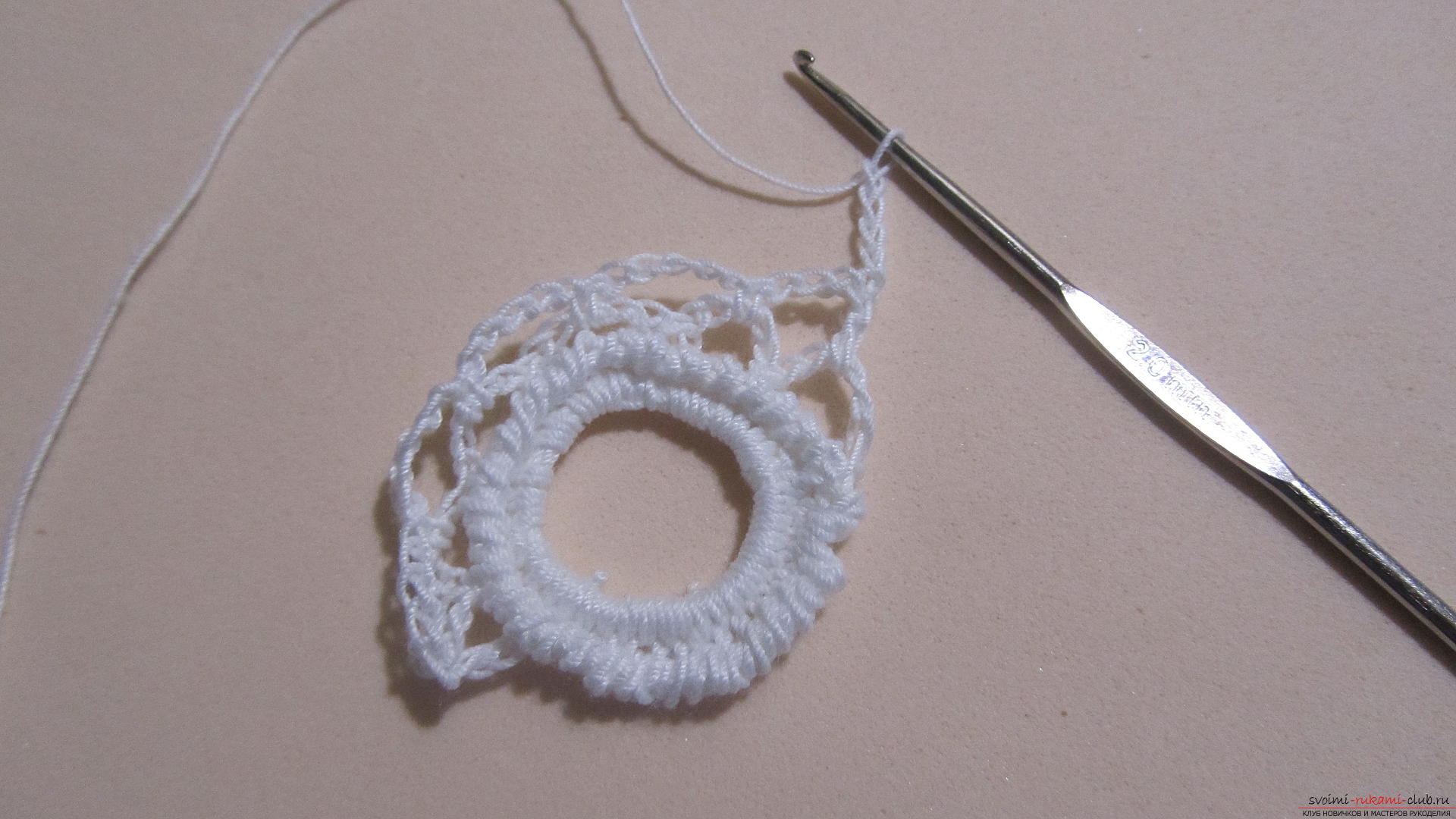 This master class will teach knitting Irish lace and tell about its application. Photo number 12