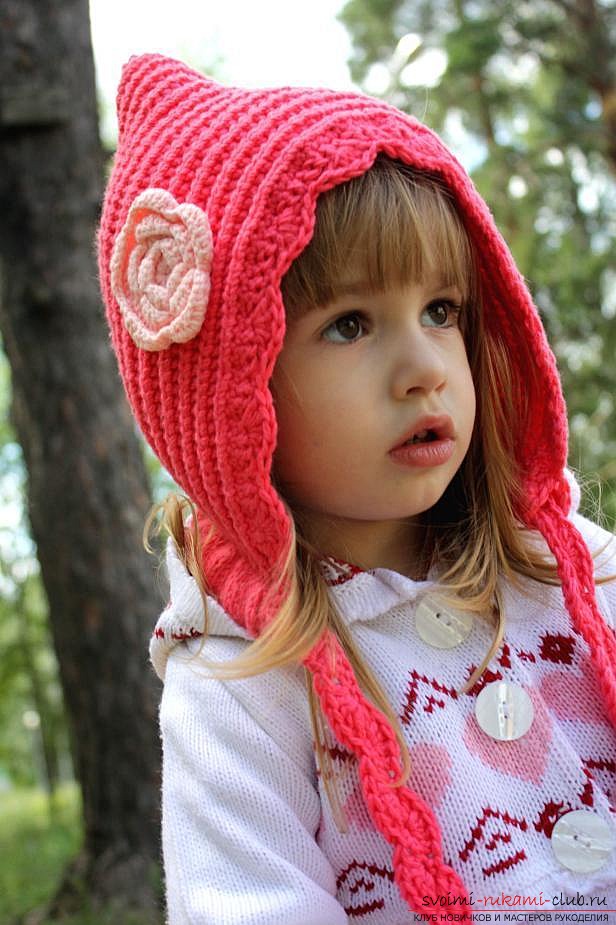 stylish knitted hat for a child. Photo №1