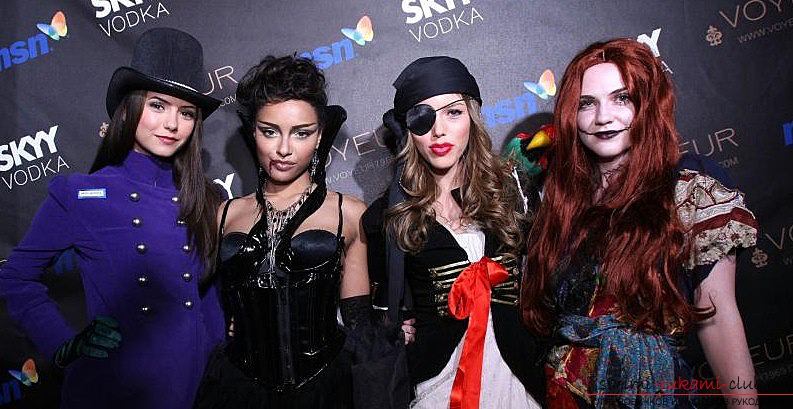 Beautiful and scary: TOP-5 costumes for Halloween !. Photo №1