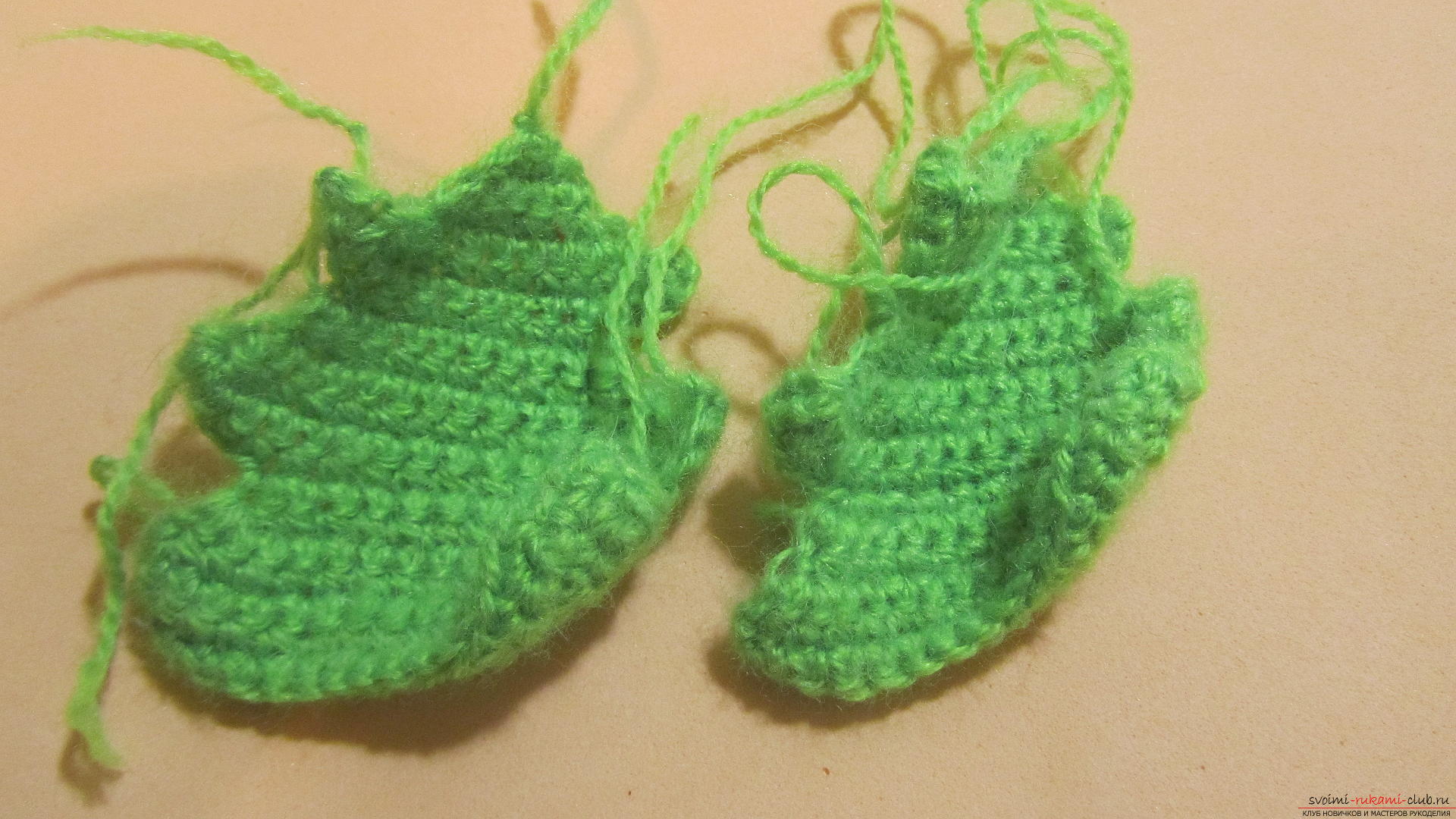 A master class with a photo and description will hold crochet lessons for a small Christmas tree. Photo number 16